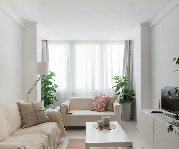 Light-filled, Fully Renovated Near Belem, By Timecooler * Lissabon