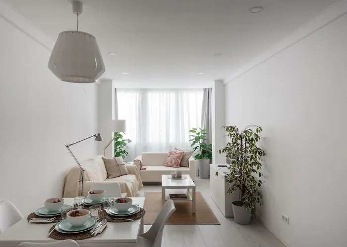 Light-filled, Fully Renovated Near Belem, By Timecooler Appartement *