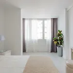 아파트 Light-filled, Fully Renovated Near Belem, By Timecooler 리스본