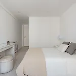 Light-filled, Fully Renovated Near Belem, By Timecooler 아파트