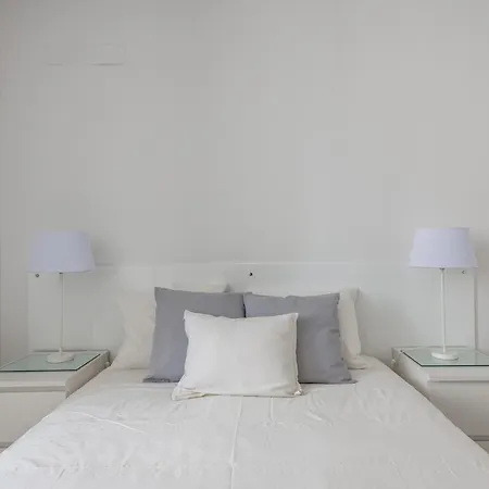 Appartamento Light-filled, Fully Renovated Near Belém, By Timecooler *