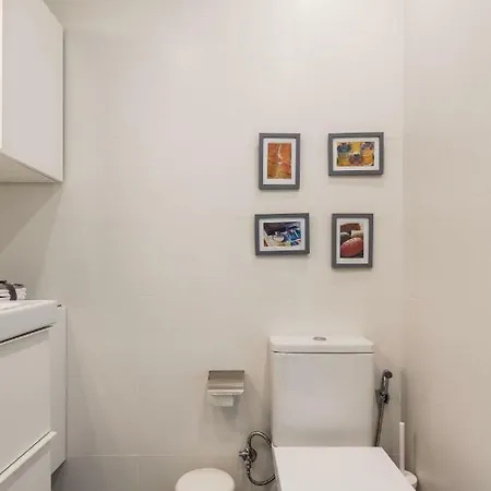 Apartamento Light-filled, Fully Renovated Near Belem, By Timecooler