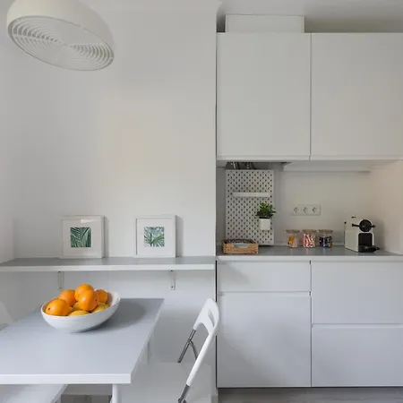 Appartement Light-filled, Fully Renovated Near Belém, By Timecooler
