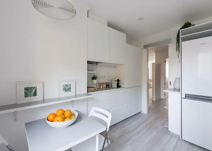 Light-filled, Fully Renovated Near Belem, By Timecooler Lägenhet *
