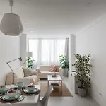 Light-filled, Fully Renovated Near Belem, By Timecooler Апартаменты *